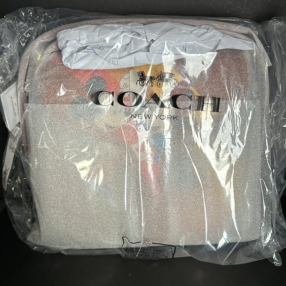 NWT Disney X Coach Courier Bag Mickey Mouse & Minnie Mouse Purse Leather - Picture 7 of 10